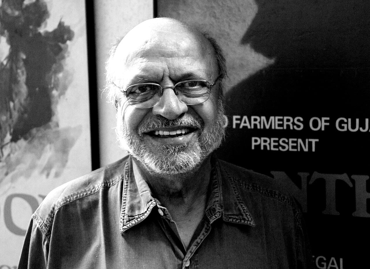 Shyam Benegal: Amitabh Bachchan, Kamal Haasan, Manoj Bajpayee Mourn Death Of India's 'Most Humane Storyteller'