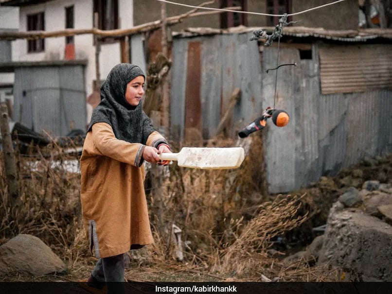 Young Fan from Aru Valley Responds to Smriti Mandhana's Message, Shares Her Cricketing Dream