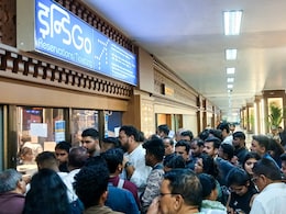 Domestic Flights New Rates: सरकार ने तय की अधिकतम सीमा, रिफंड-रिशेड्यूलिंग चार्जेस पर भी निर्देश