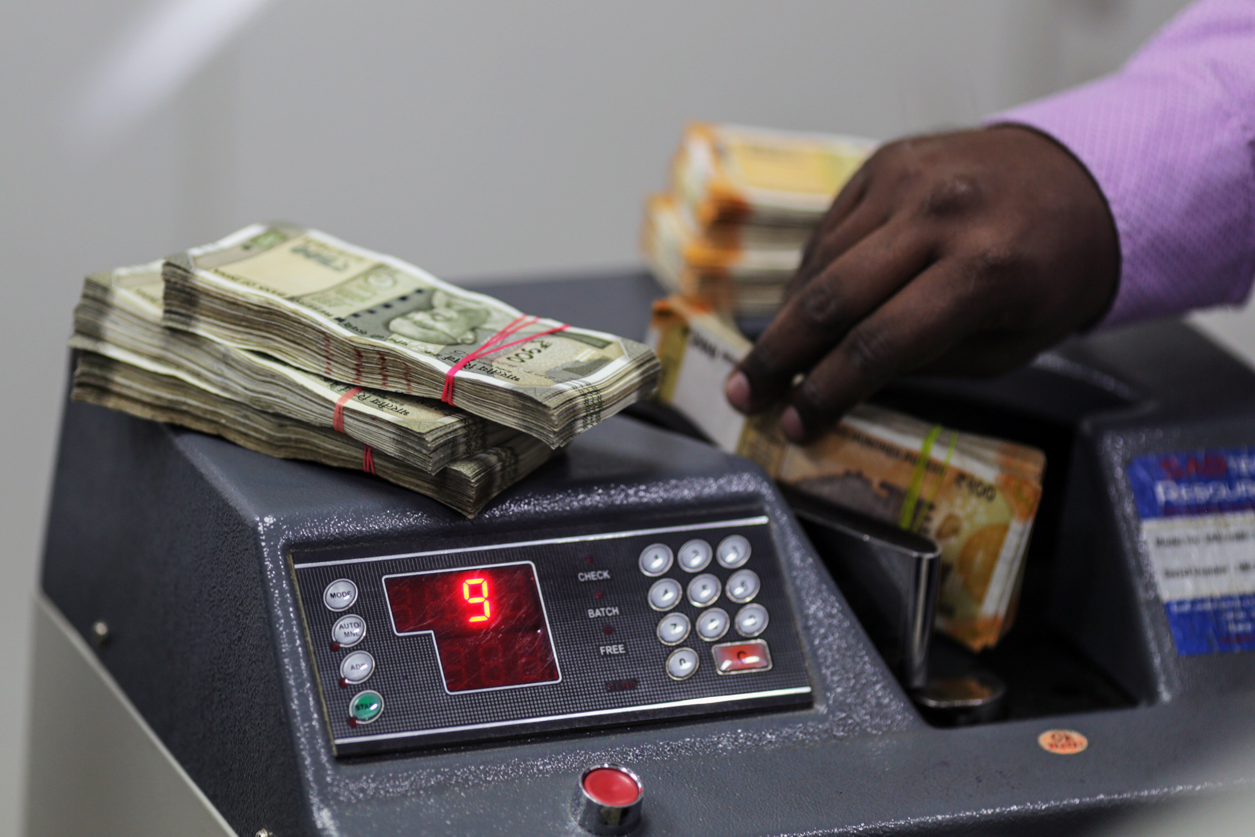 Indian Rupee May Outperform Asia FX As US Poll Brings Volatility