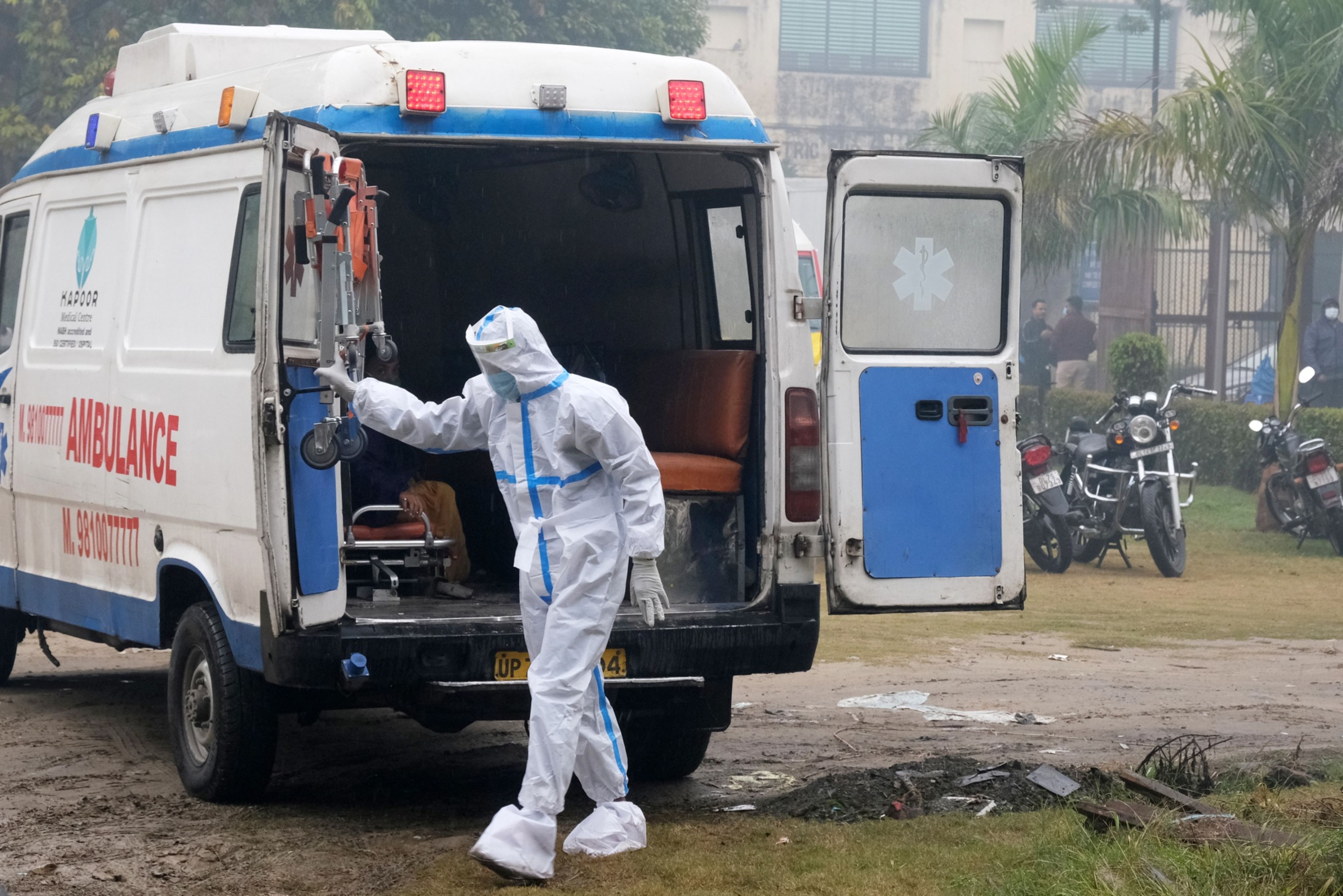 Omicron Coronavirus Live Updates: Delhi, Bengal Positivity Rate Above 30%