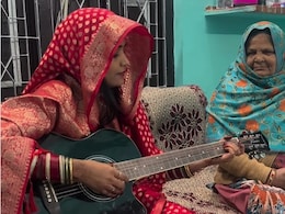 घूंघट में दुल्हन ने गिटार के साथ गाया श्रेया घोषाल का हिट गाना, इस अंदाज में लगाए सुर सोच पाना भी मुश्किल, लोग बोले- टैलेंट छुपता नहीं
