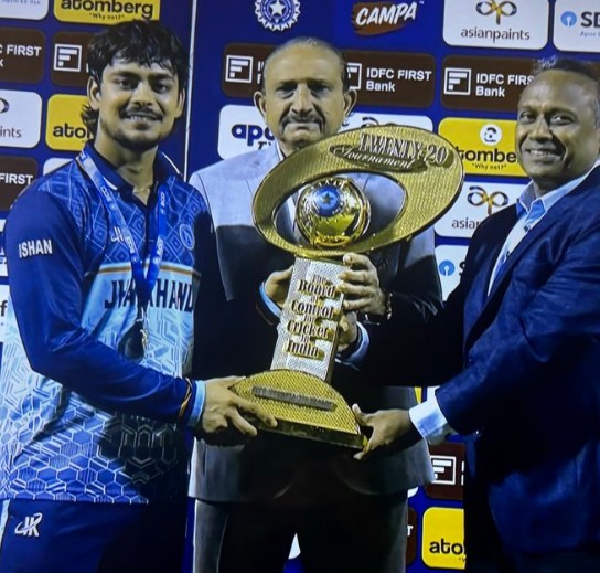 SMAT 2026: इशान किशन का तूफान, बना विश्व रिकॉर्ड, लग गई रिकॉर्डों की झड़ी