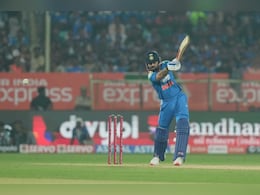 Year Ender 2025: विराट, रोहित, अय्यर का 2025 में रहा जलवा, जानें किन 5 खिलाड़ियों ने ODI में बनाए सबसे अधिक रन