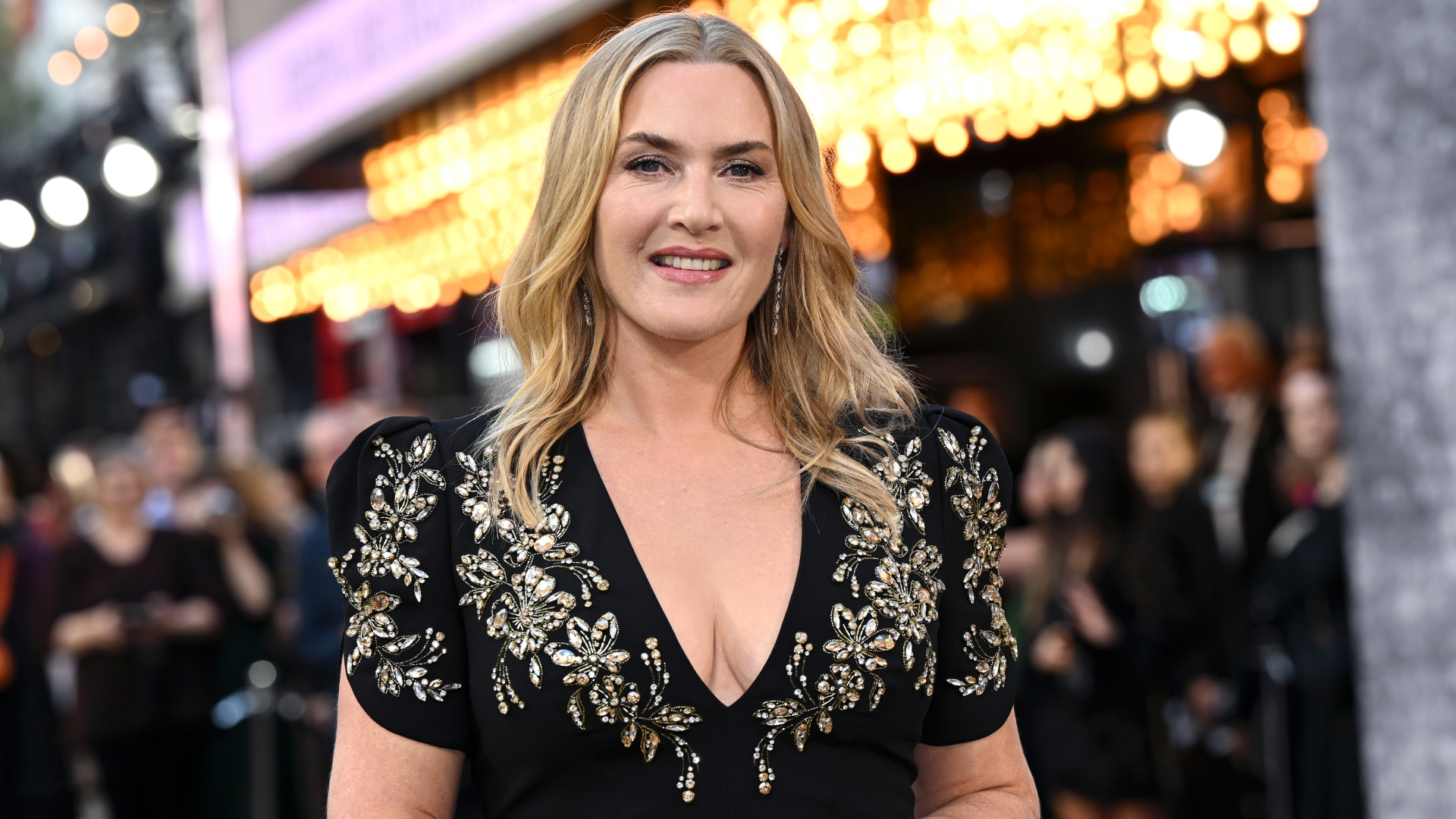 Kate Winslet Recalls Her First "Intimate Experiences" As A Young Teen: "I Had Kissed A Few Girls And Boys"