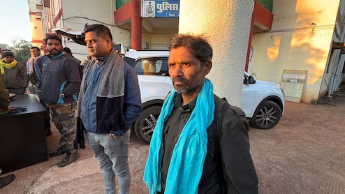 मध्य प्रदेश अब लगभग नक्सल मुक्त ! 1 करोड़ के इनामी रामधेर के सरेंडर की इनसाइड स्टोरी ये है