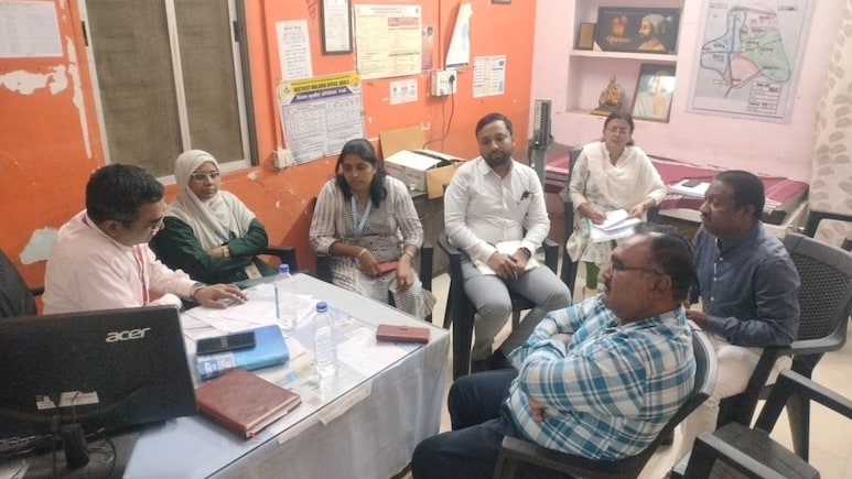 Akola News:  2 दिवसांत CEO दाखल! आमदार मिटकरींचा दौरा अकोल्याच्या डॉक्टरांसाठी ठरला कर्दनकाळ; कुणावर कारवाई ?