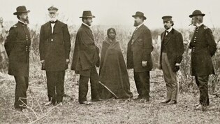 150 साल पुरानी फोटो ने खोली अमेरिकी इतिहास की परतें, तस्वीर में सबके नाम थे, बस इस लड़की का नहीं!