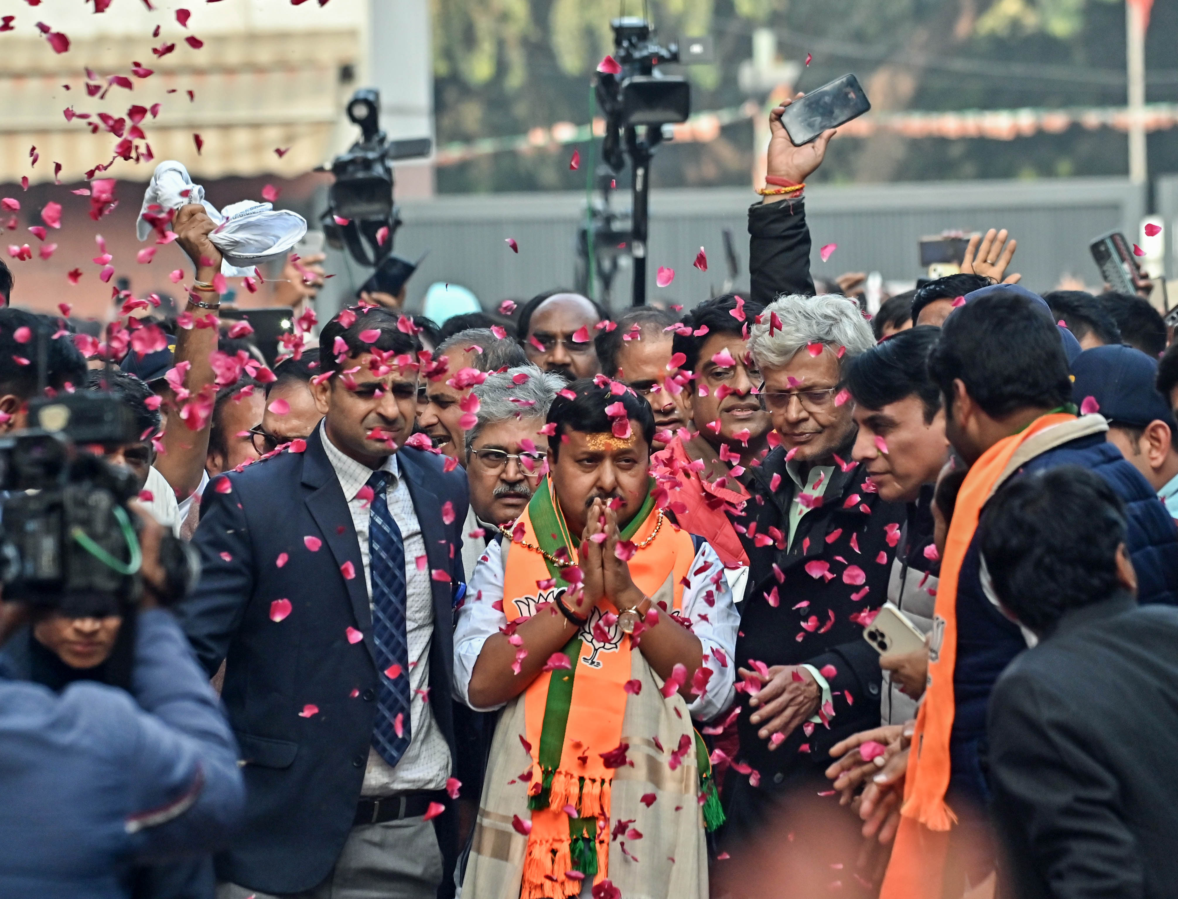 बीजेपी मुख्यालय में नए कार्यकारी अध्यक्ष नितिन नबीन का ग्रैंड वेलकम... तस्वीरों में देखिए