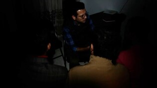 हम हिंदू हैं, इसलिए निशाना बनाया जा रहा... ढाका के लोगों में NDTV को बताया अपना दर्द