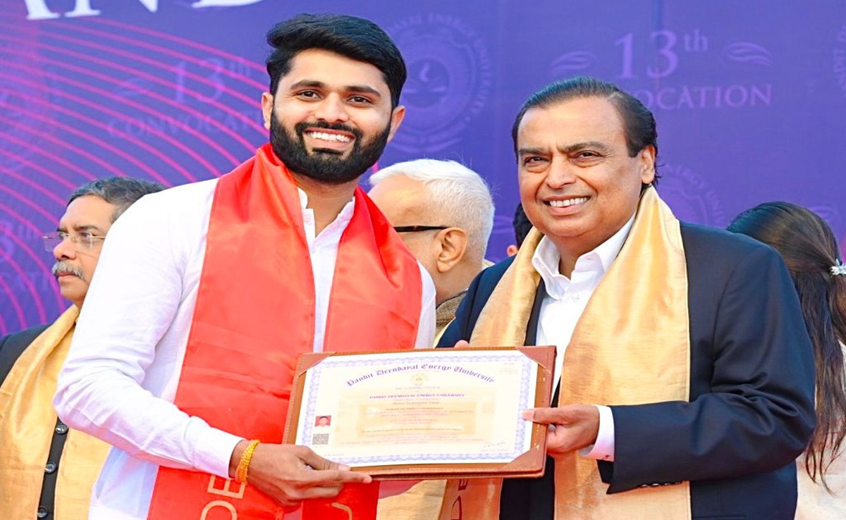 Success Story: धार के किसान पुत्र डॉ राहुल सिर्वी का कमाल; शोध ने दिलाई पहचान, मुकेश अंबानी से मिला सम्मान