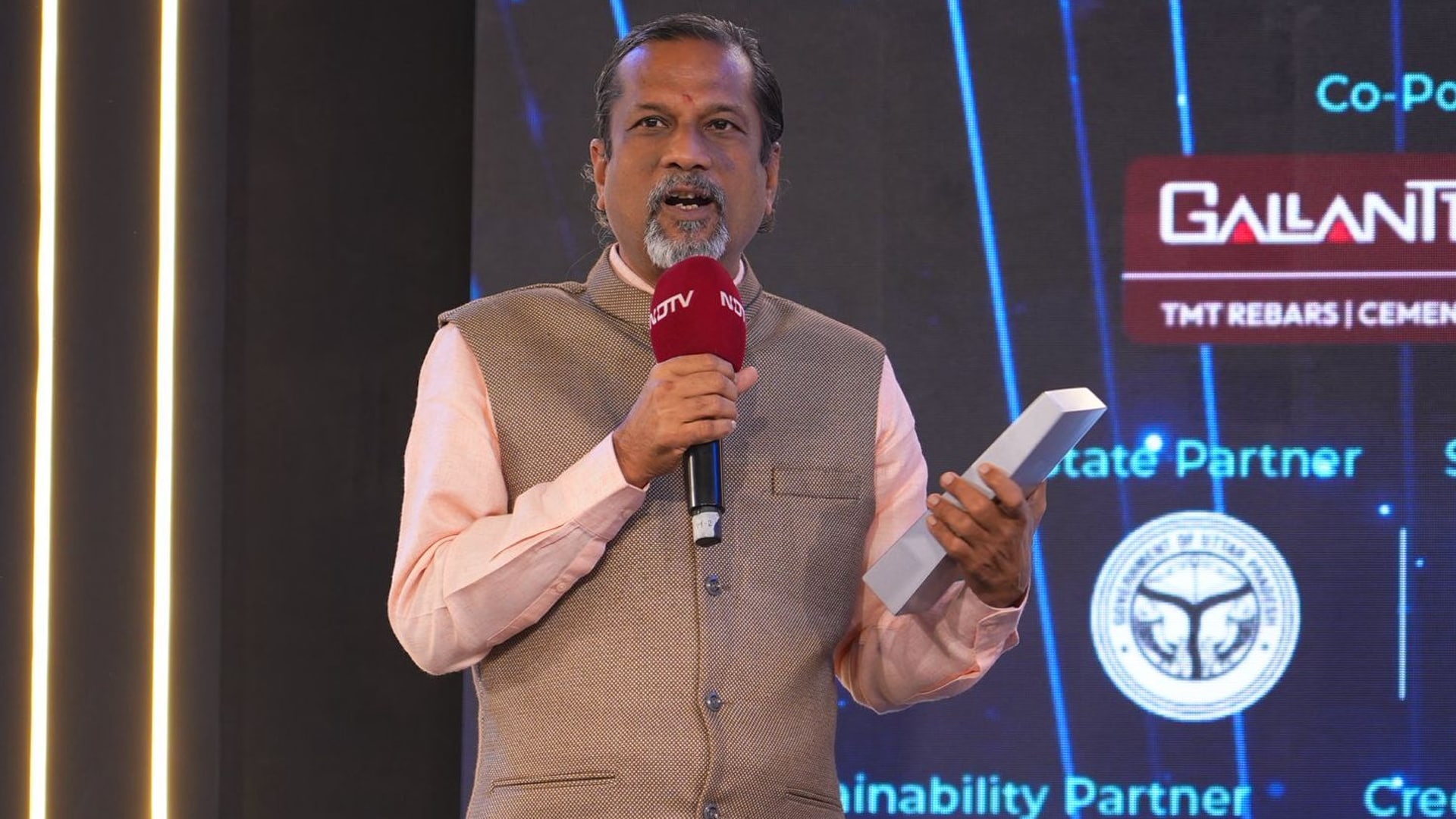 NDTV Indian Of The Year 2025: Sridhar Vembu On Sucess Story Of Zoho
