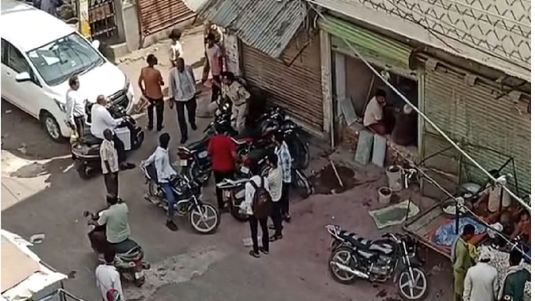 Rajasthan: ED ने पकड़ा मनी लॉन्ड्रिंग का बड़ा खेल, बीकानेर ट्रस्ट के पूर्व अध्यक्ष को दबोचा, आतंकी नेटवर्क से जुड़े है तार