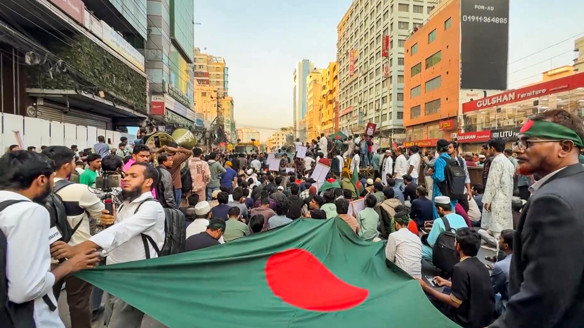 Radicals Protest At Indian Mission: Free Run For Radicals In Dhaka
