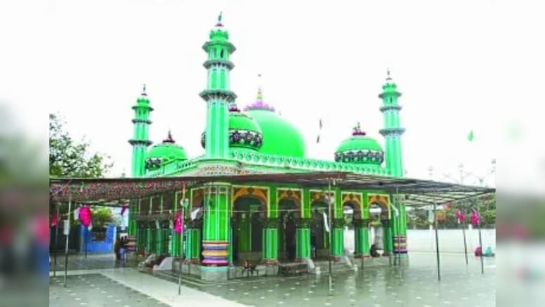 Ratlam News: हुसैन टेकरी में पवित्र कुरान शरीफ जलाने की घटना, महिला पर प्रकरण दर्ज