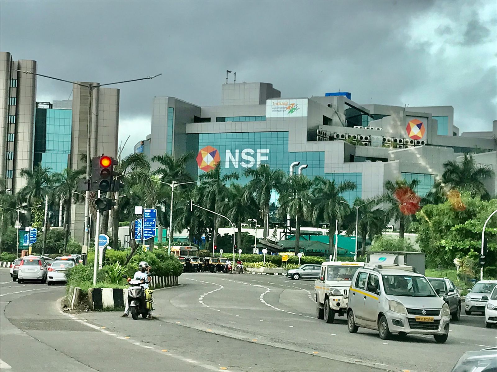 Demat Accounts Rise 34% To 10.8 Crore In December On Attractive Returns From Equity Markets