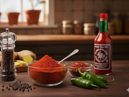 No Red Chilli At Home? These 6 Everyday Ingredients Can Save Your Cooking