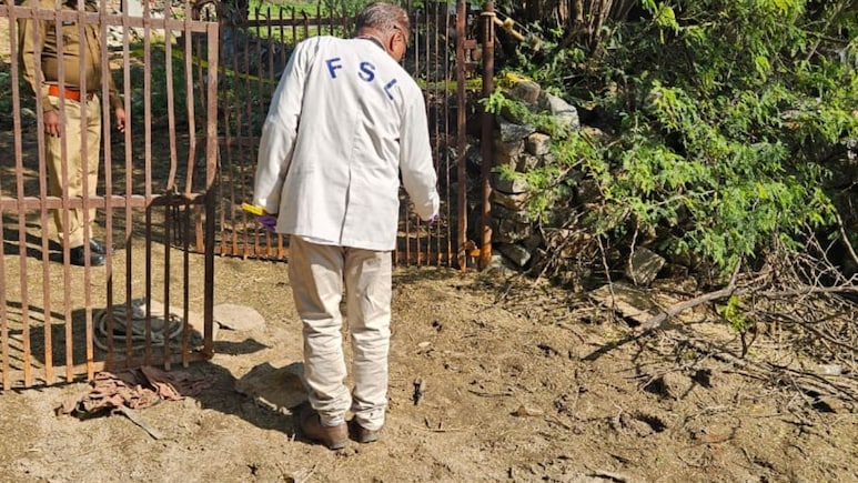 मेहंदीपुर बालाजी मंदिर के पीछे मिला महिला का शव, शरीर पर जले के निशान... आती थी मिर्गी