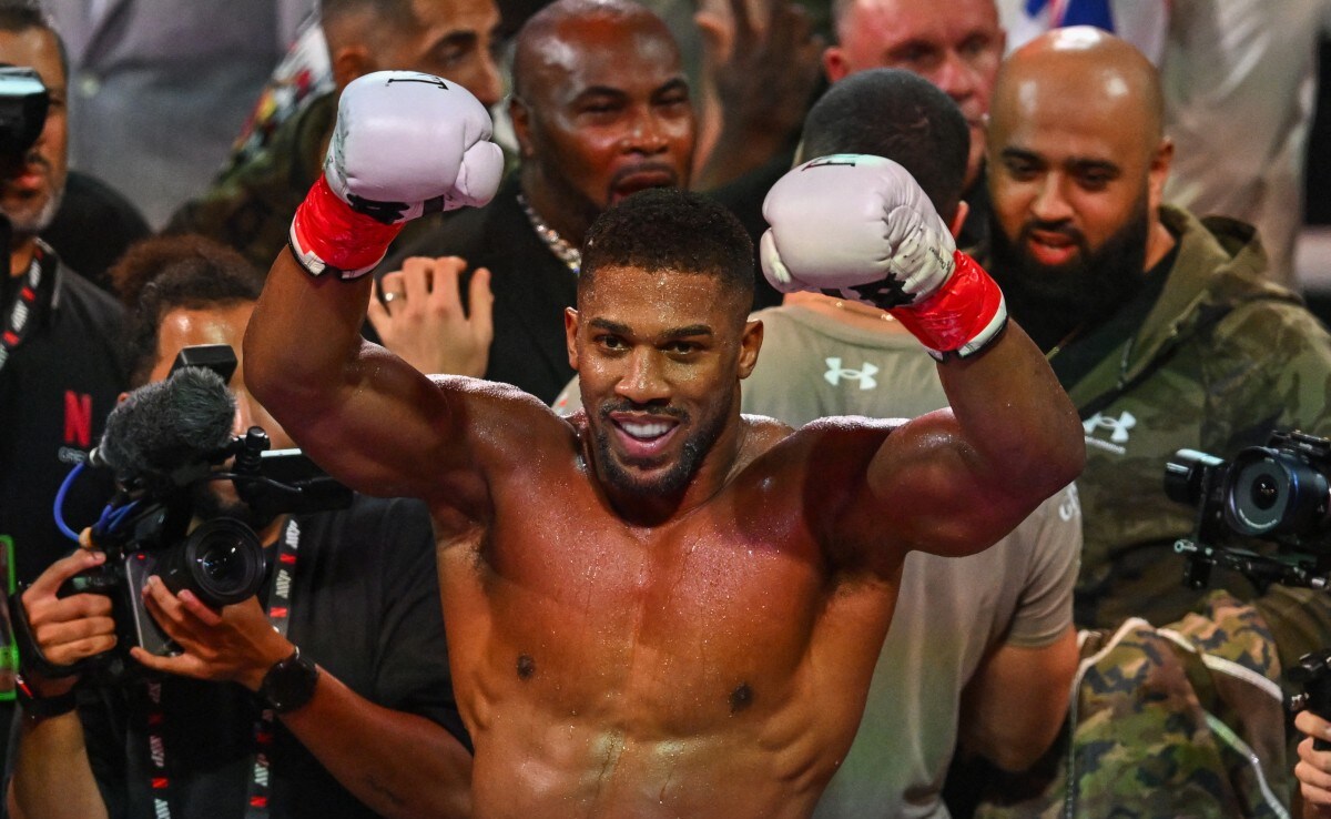 Anthony Joshua Knocks Out Jake Paul In 6th Round To Win Heavyweight Fight