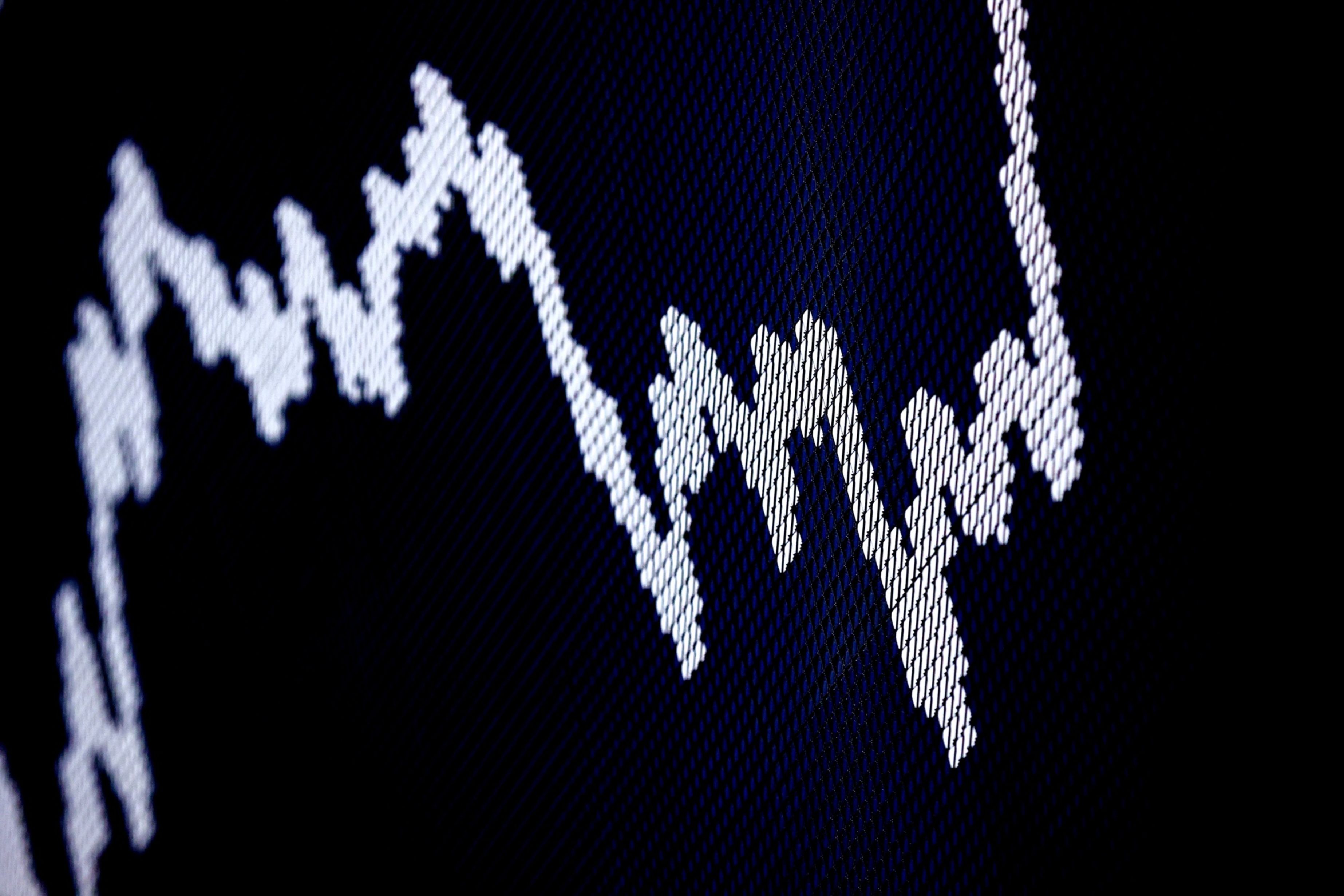 Sensex, Nifty’s Gaining Streak Ends; Nifty Bank Sheds 900 Points
