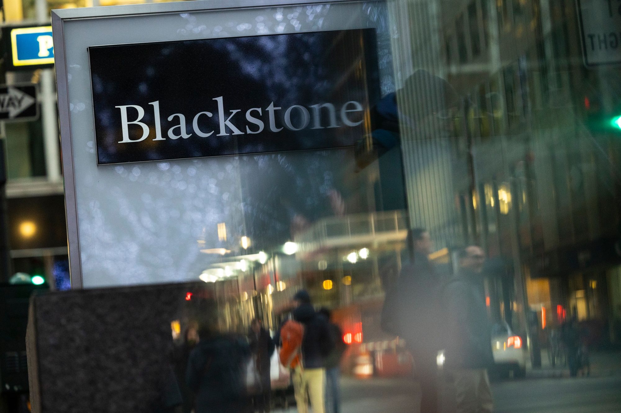 Blackstone&rsquo;s SVB Deal That Got Away Shows Private Equity Sidelined In Crisis