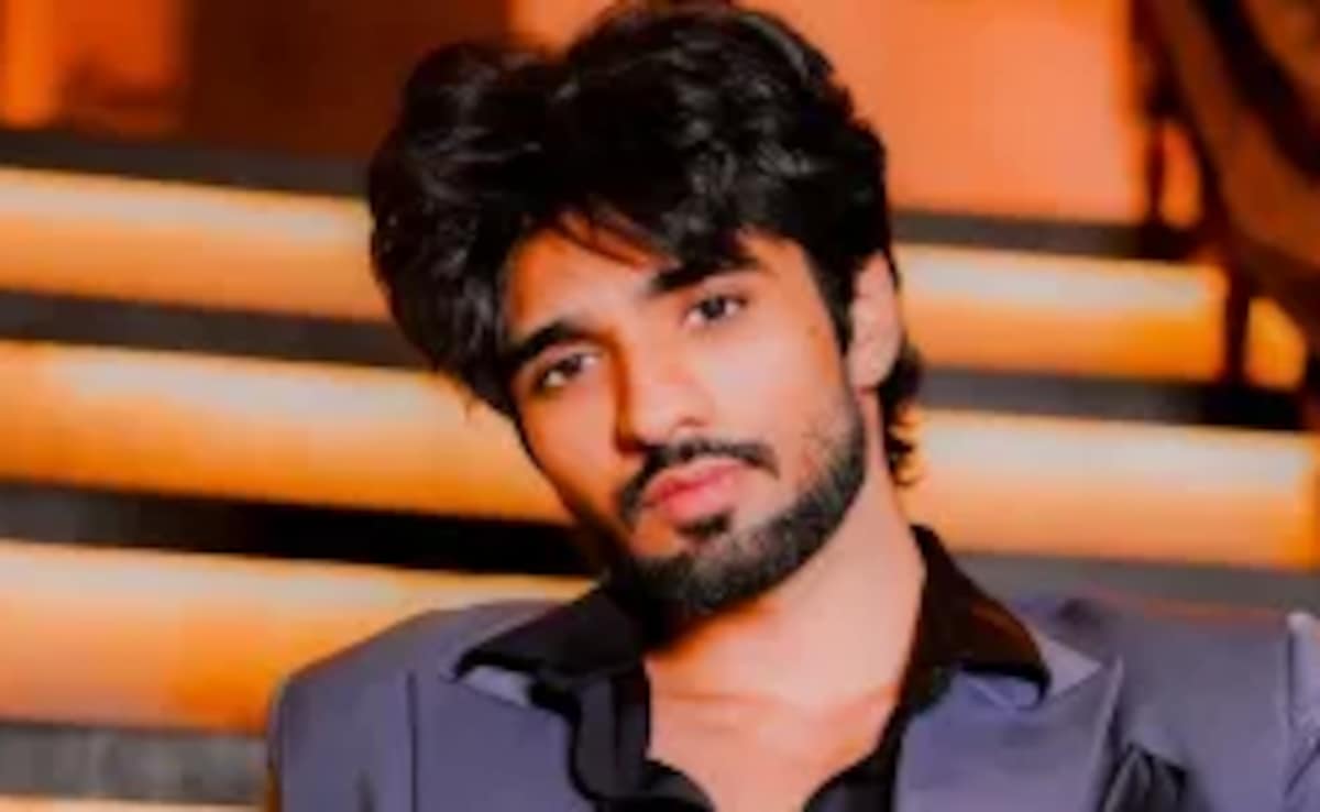 Kumkum Bhagya Actor Zeeshan Khan Has Narrow Escape After Major Car Collision In Mumbai