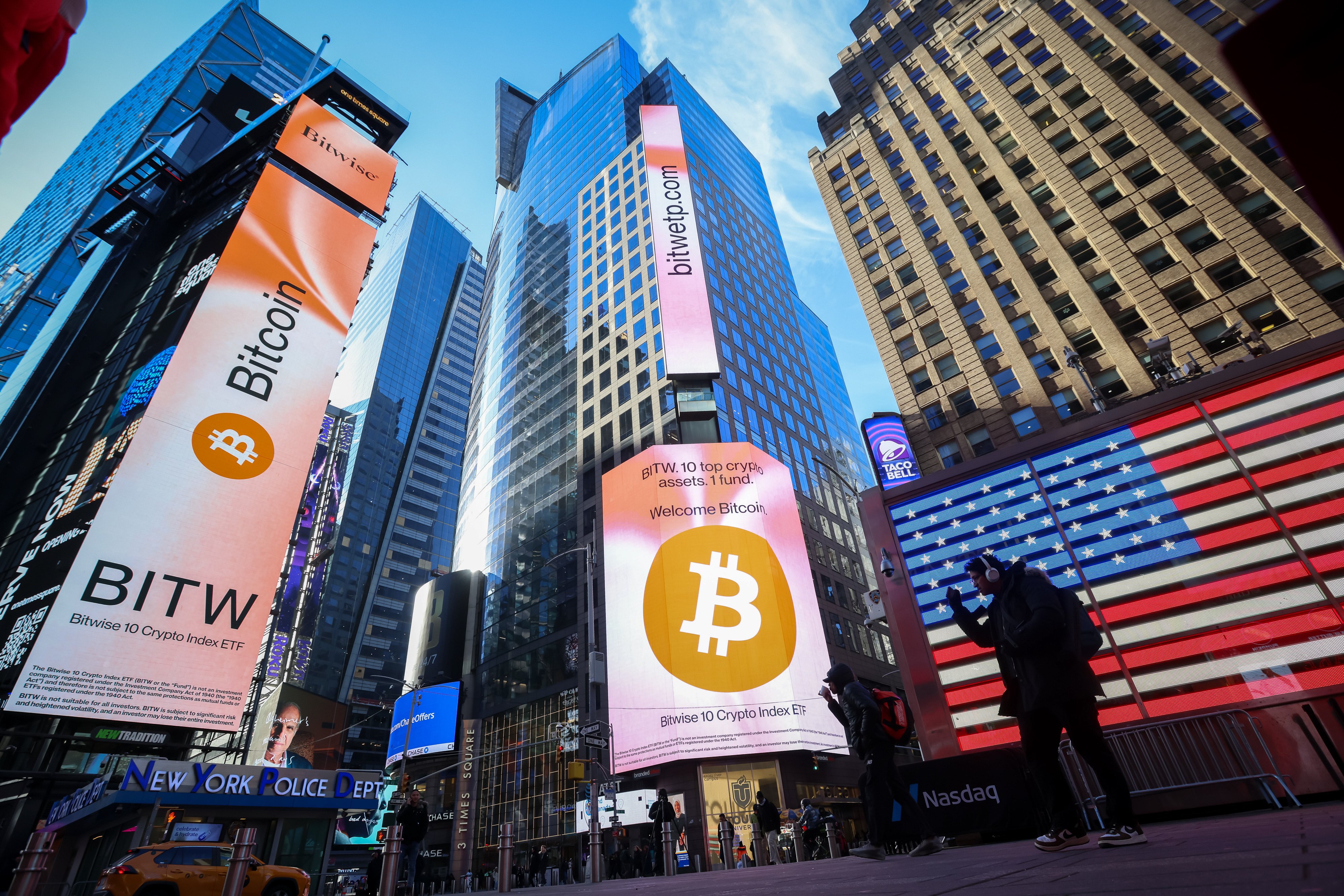 Trump-Fueled Crypto Boom Fizzles In Brutal Year For Retail Traders