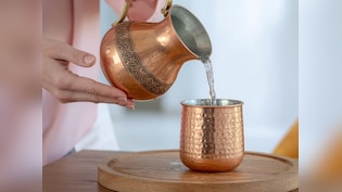 चांदी, तांबा या कांसा...पानी पीने के लिए कौन-सा बर्तन है सबसे ज्यादा फायदेमंद?