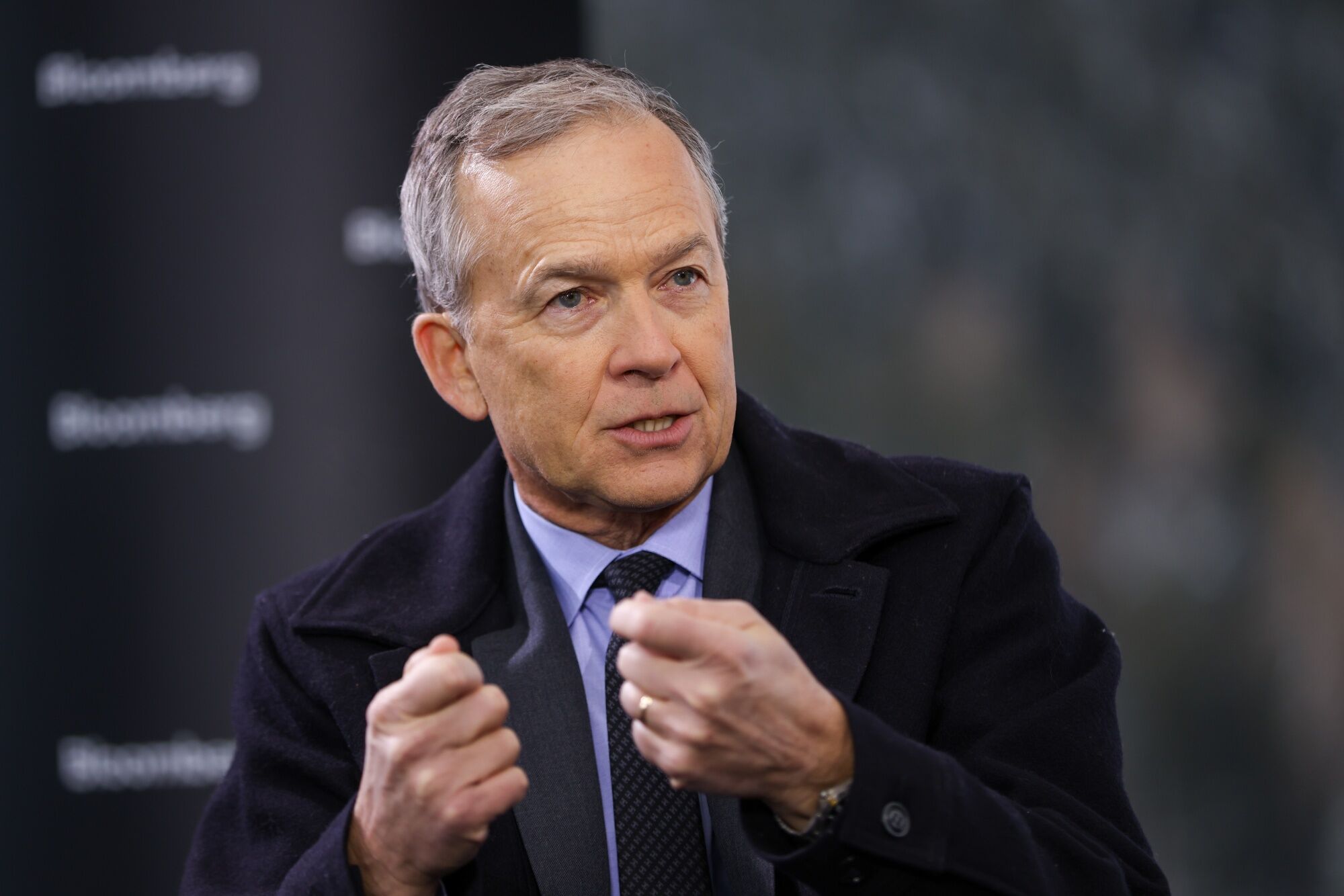 Bridgewater’s Prince Says US Rate-Cut Plans Are ‘Off Track’