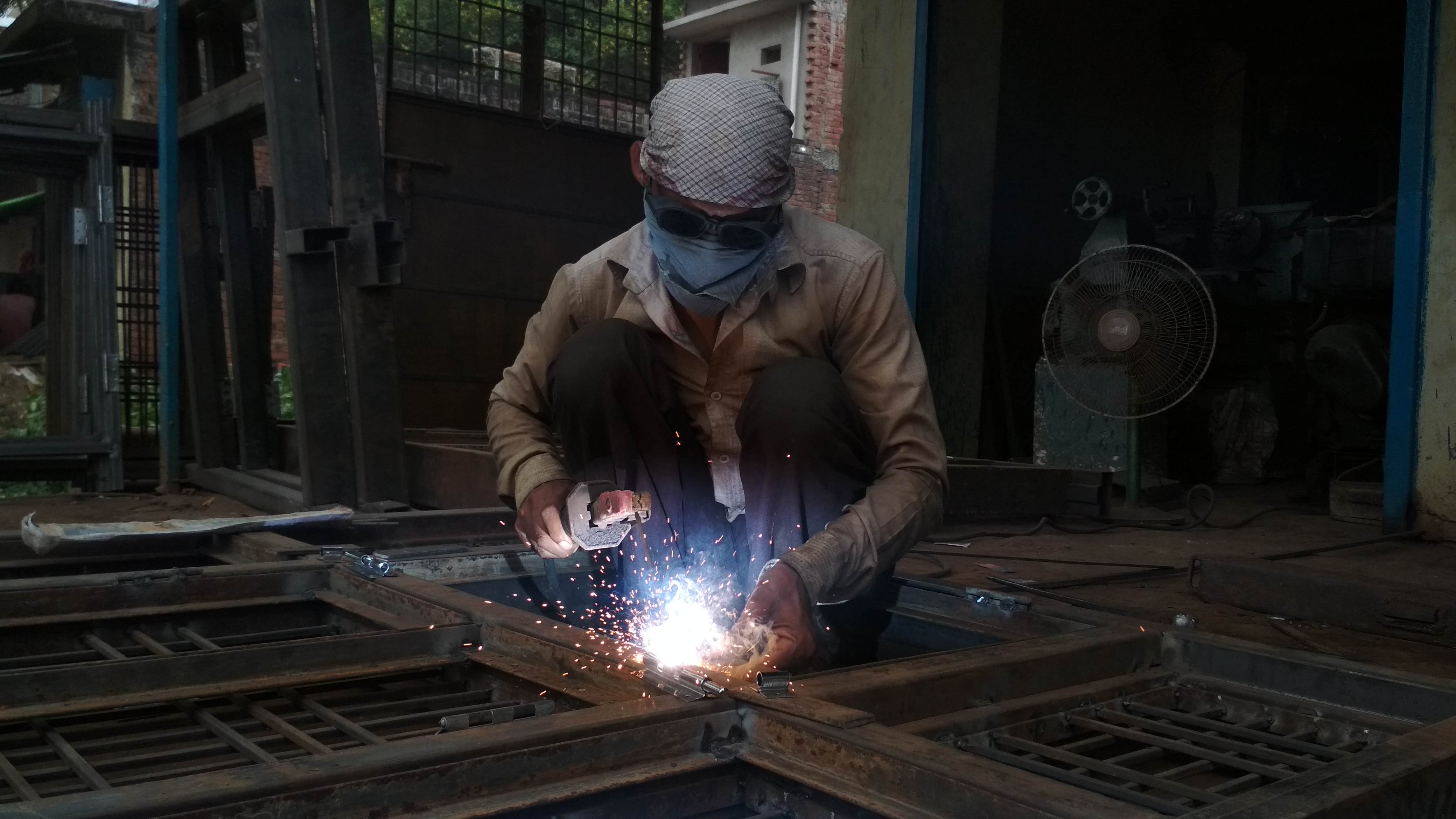 Cooling Demand Squeezes Factory Activity in Europe and Asia