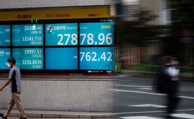 Asia Stocks Struggle As Fed Tightening Fears Flare