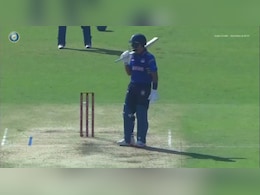 Vijay Hazare Trophy: '15 चौके, 8 छक्के,'  ध्रुव जुरेल ने मचाया कोहराम, गेंदबाजों की जमकर धुनाई,  ठोक डाले 160 रन