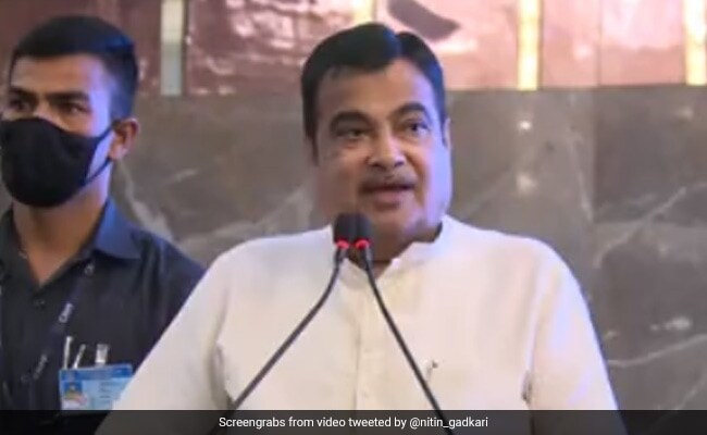 Government Aims To Set Up Vehicle Scrapping Facility Within 150 Km Of Each City