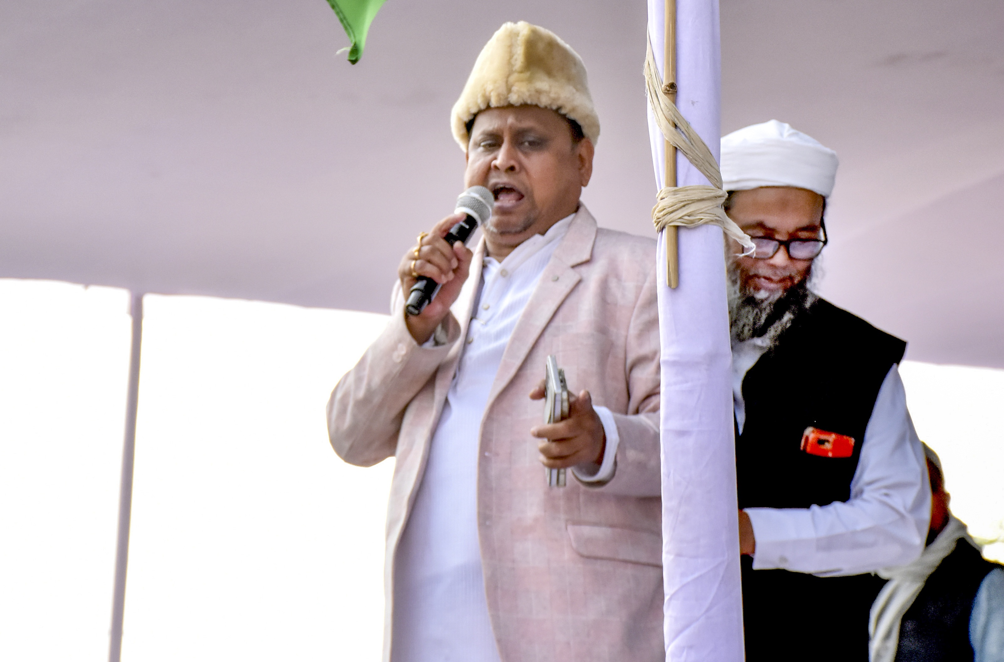 बंगाल में 3 बाबरी की तैयारी, हुमायूं कबीर के ऐलान के बाद फंडिंग पर उठ रहे सवाल, जानें कहां-कहां बनेगी