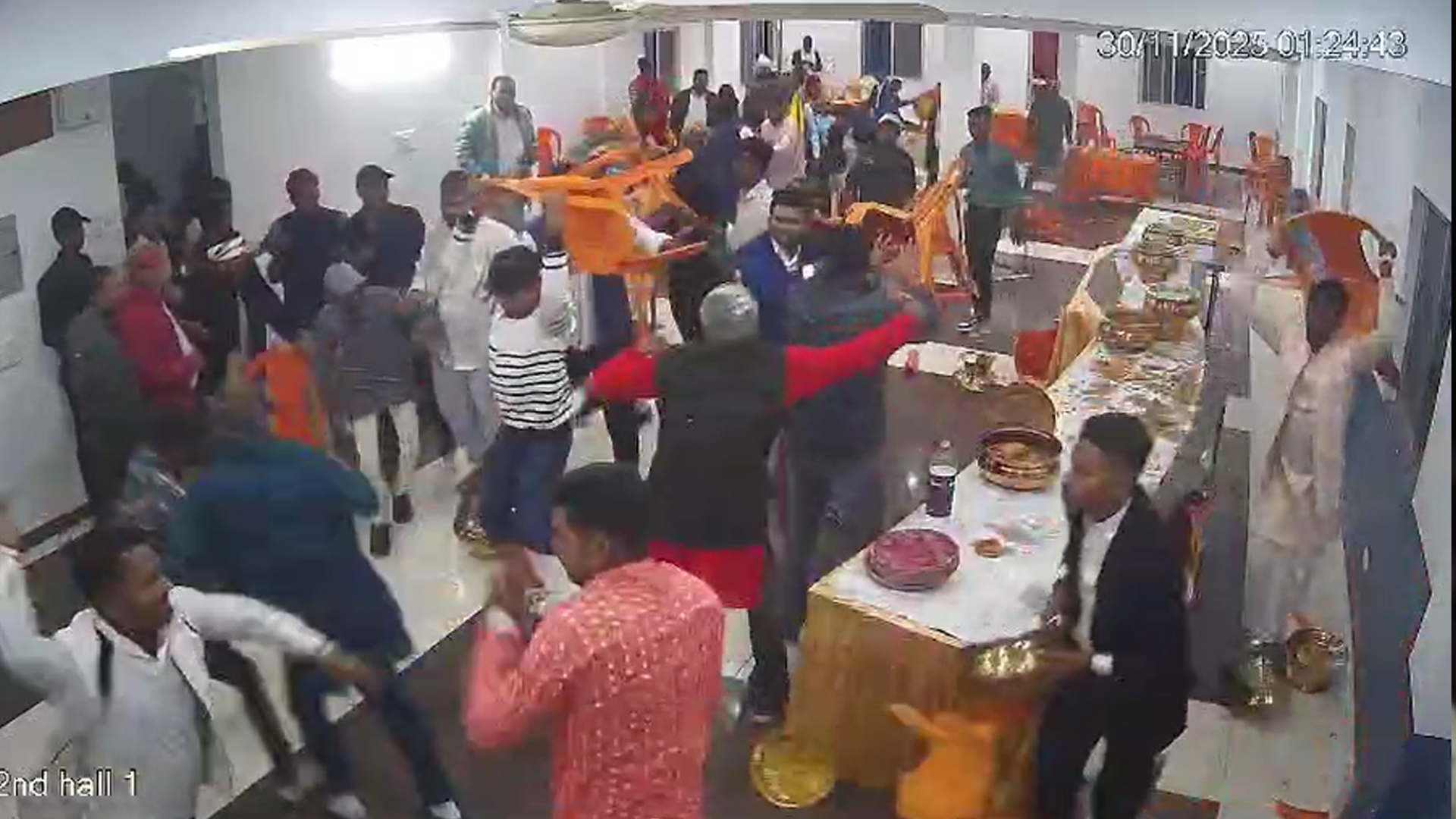 Video: Chairs, Kicks, Punches Fly After 'Rasgulla Shortage' At Bihar Wedding