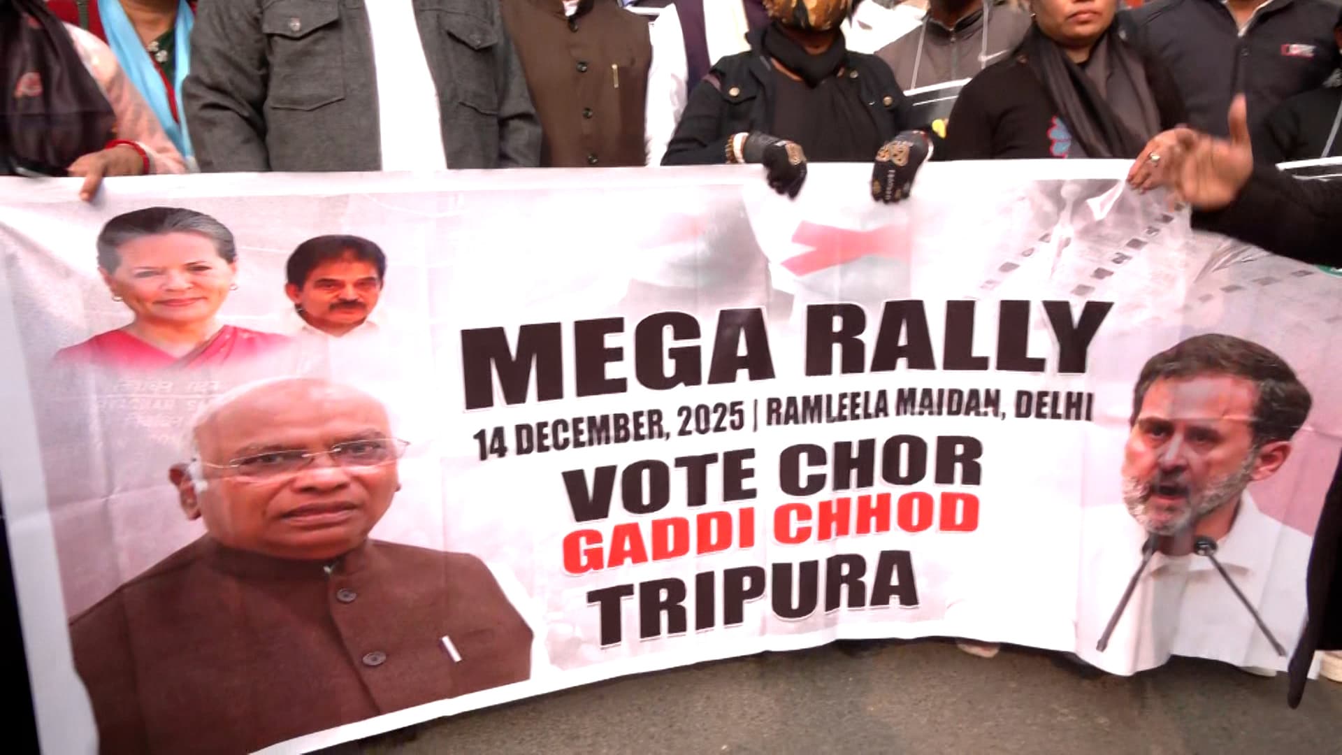 Congress Holds Mega Rally at Ramlila Maidan, Targets Election Commission