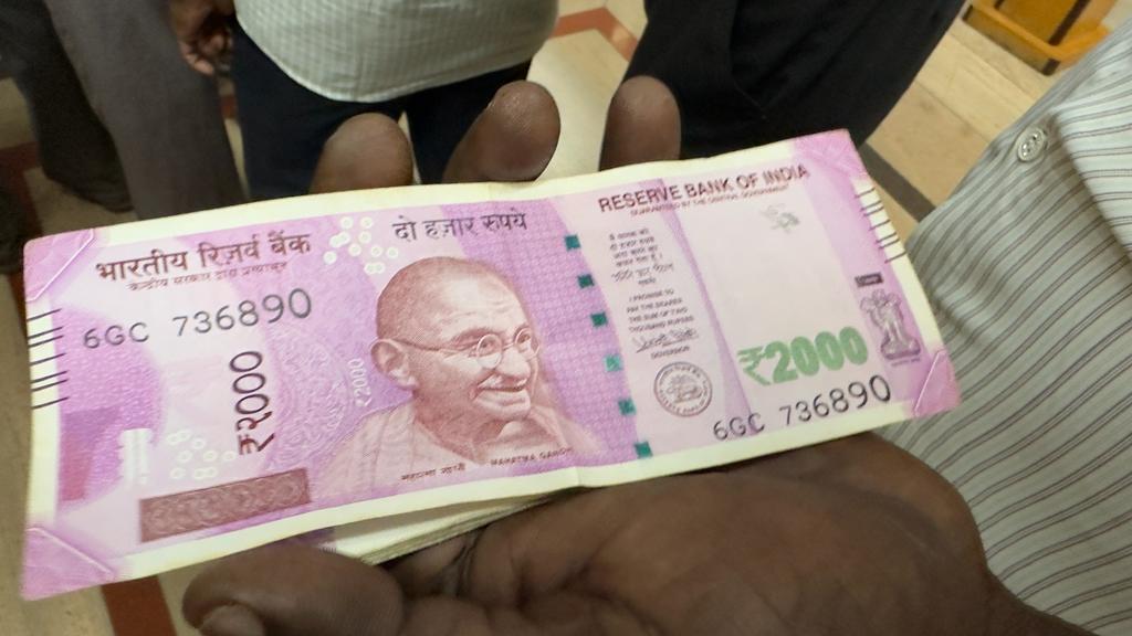 RBI To Stop Exchange Of Rs 2,000 Notes At Bank Branches From Today