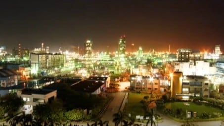 Gujarat Fluorochemicals Q1 Results: Profit Slumps By More Than A Third, Revenue Drops 10%