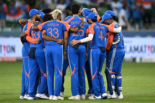 India vs South Africa Match LIVE Score 1st T20I:  साउथ अफ्रीका ने टॉस जीत भारत को थमाई बल्लेबाजी, भारतीय मैनेजमेंट ने इन 4 दिग्गजों को बाहर कर चौंकाया