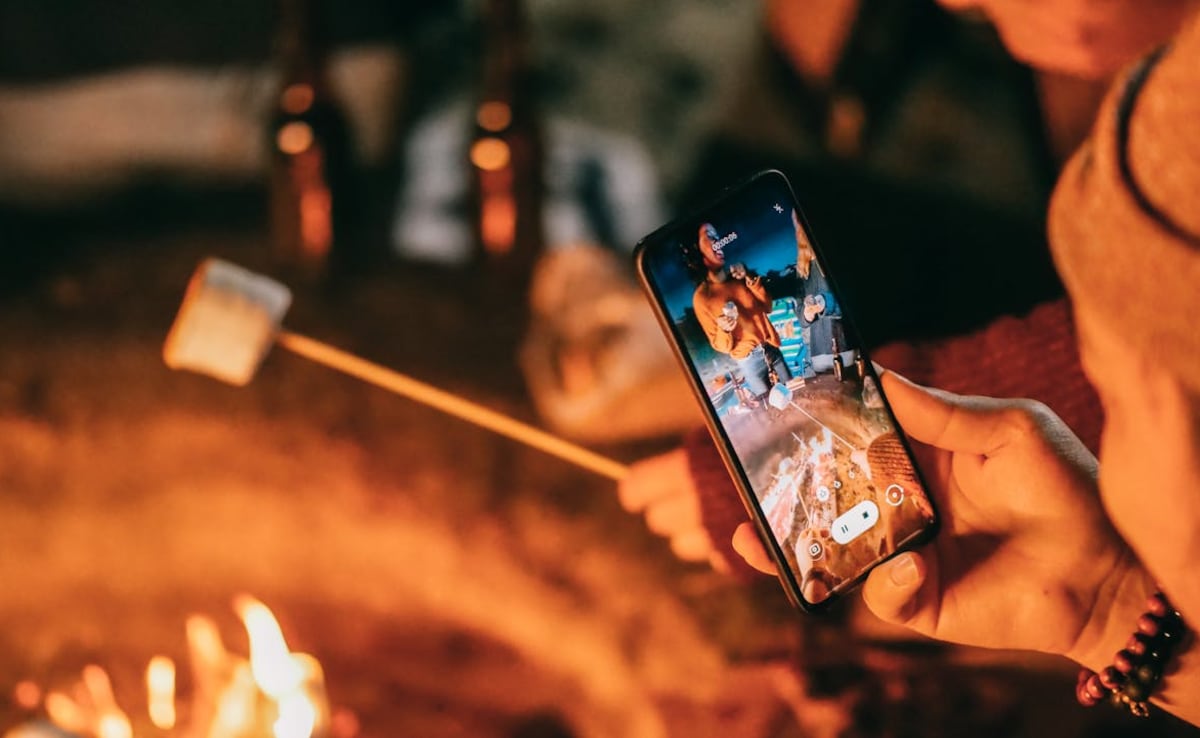 From Bonfires To Fireworks: Doctor Warns About Hidden Eye Risks During Holiday Season Parties