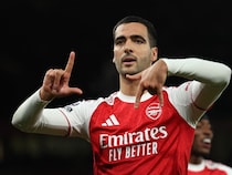 Arsenal Regain 5-Point Premier League Lead; Chelsea Suffer Shock Loss, Liverpool Drop Points Again