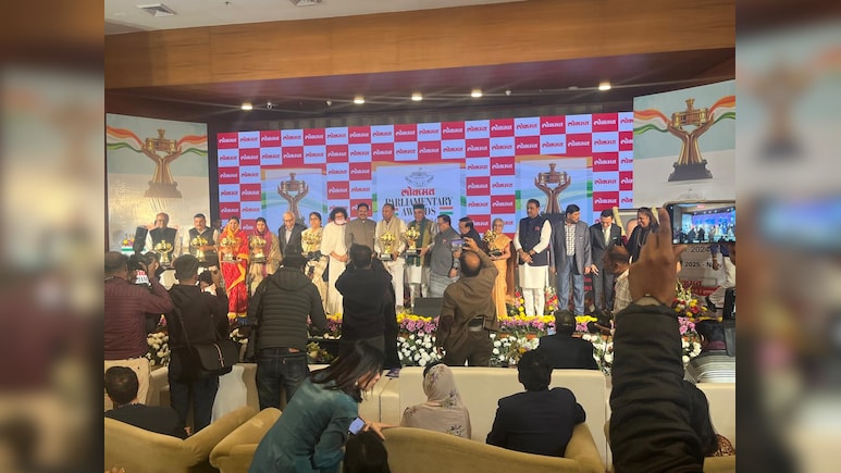 लोकमत संसदीय अवॉर्ड्स 2025 : दिग्विजय सिंह को लाइफटाइम अचीवमेंट, सुधा मूर्ति-इकरा चौधरी को बेस्ट डेब्यू अवॉर्ड