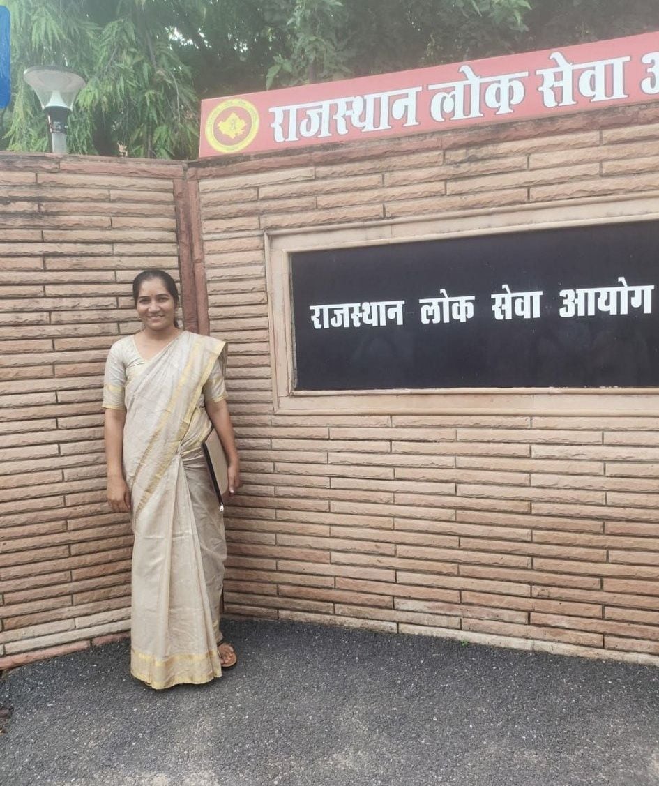 RAS अधिकारी सीता मीणा 