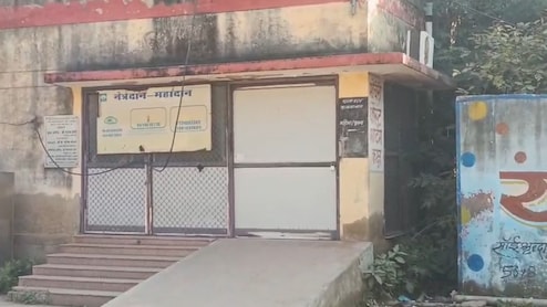 Rajasthan: अलवर अस्पताल की शर्मनाक लापरवाही से बदले शव, मुस्लिम बुजुर्ग का शव हिंदू रीति से जलाया, मचा हड़कंप