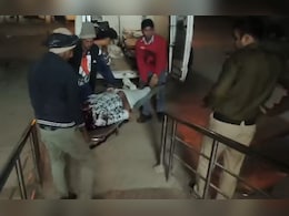 MP में भीषण सड़क हादसा, तीन की मौके पर मौत; बाइक और ट्रैक्टर में हुई जोरदार भिड़ंत