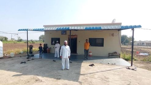 सांगोल्यात राजकीय संस्कृतीचा ऱ्हास? गणपतराव देशमुखांच्या नातवावरच गंभीर आरोप; दोन भावांमधील वाद चव्हाट्यावर