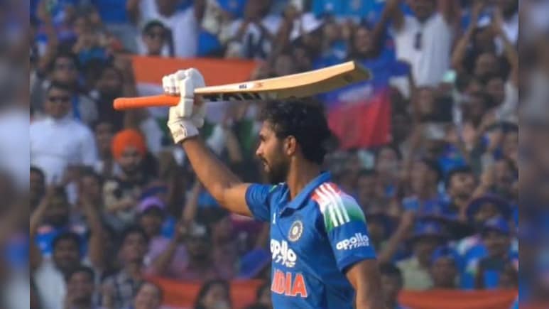 IND vs SA: 'ये बहुत खास है', ऋतुराज गायकवाड़ ने जड़ा वनडे करियर का पहला शतक, कुछ ऐसे मनाया जश्न