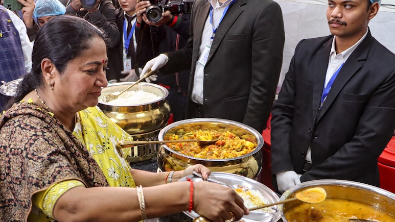 दिल्ली में कहां-कहां है 5 रुपये थाली अटल कैंटीन, यहां देखिए पूरी लिस्ट