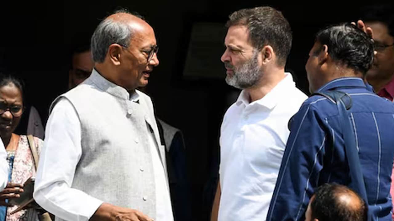 Congress Crisis Deepens: Digvijaya Singh's 'RSS Praise' Triggers Storm