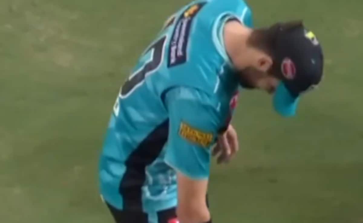 Bad News For Pakistan Ahead Of T20 World Cup: Knee Injury Rules Out Shaheen Afridi From BBL